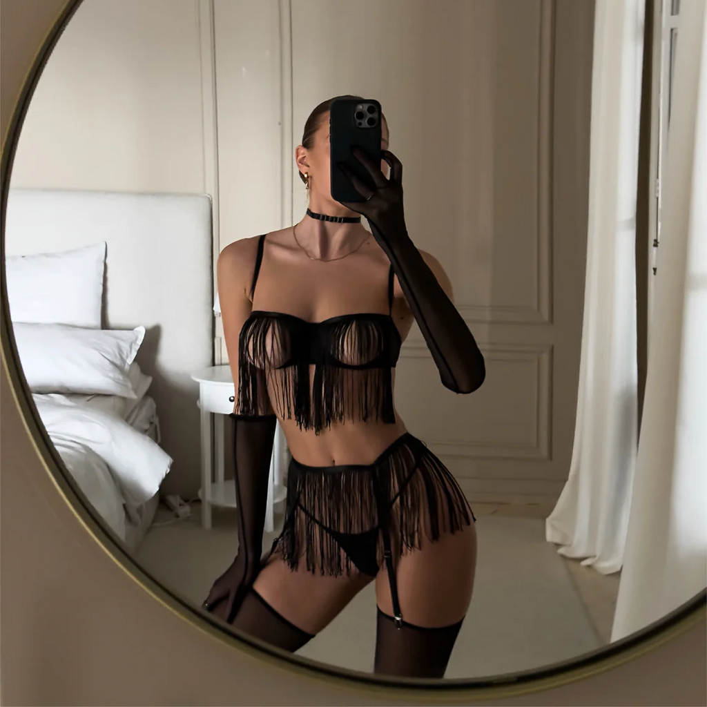 Blackout Babe Set